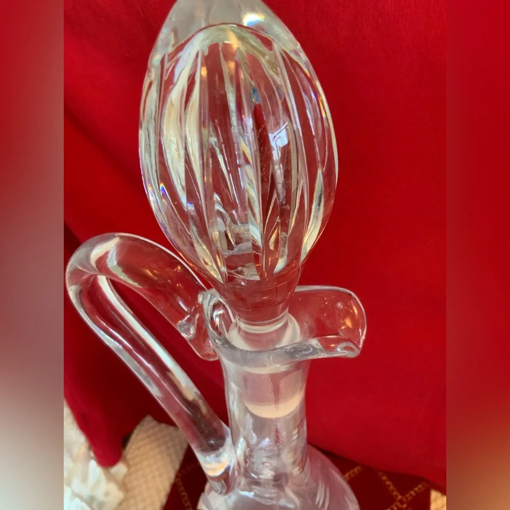 VINTAGE CRYSTAL DECANTER